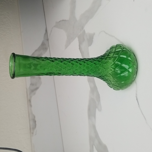 not sure Other - Vintage green bud vase